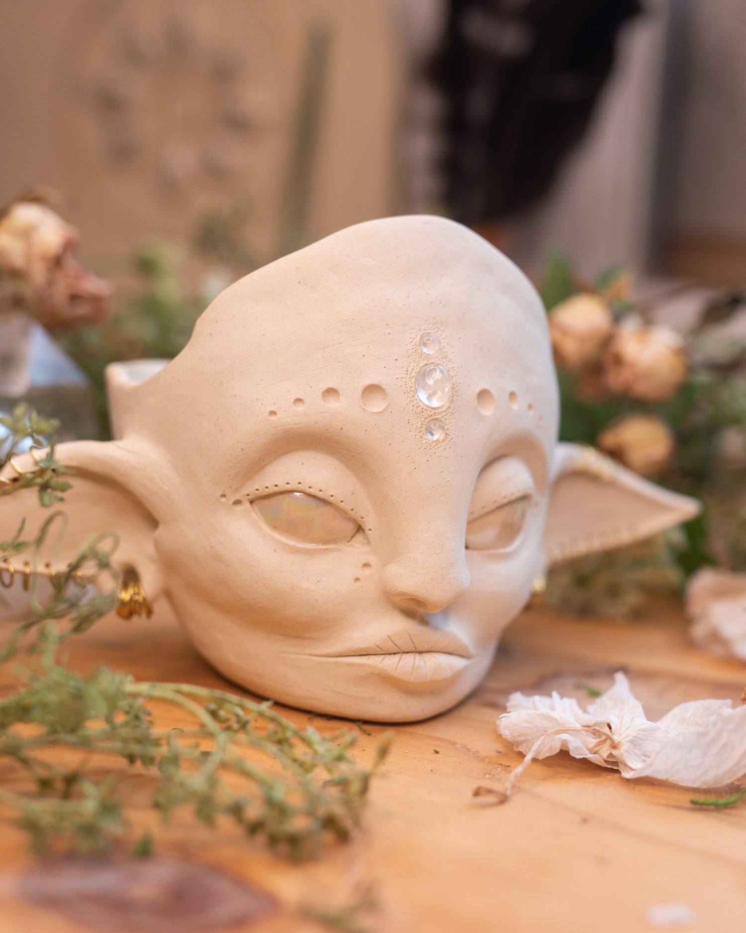 Svanna Thron Fae Planter