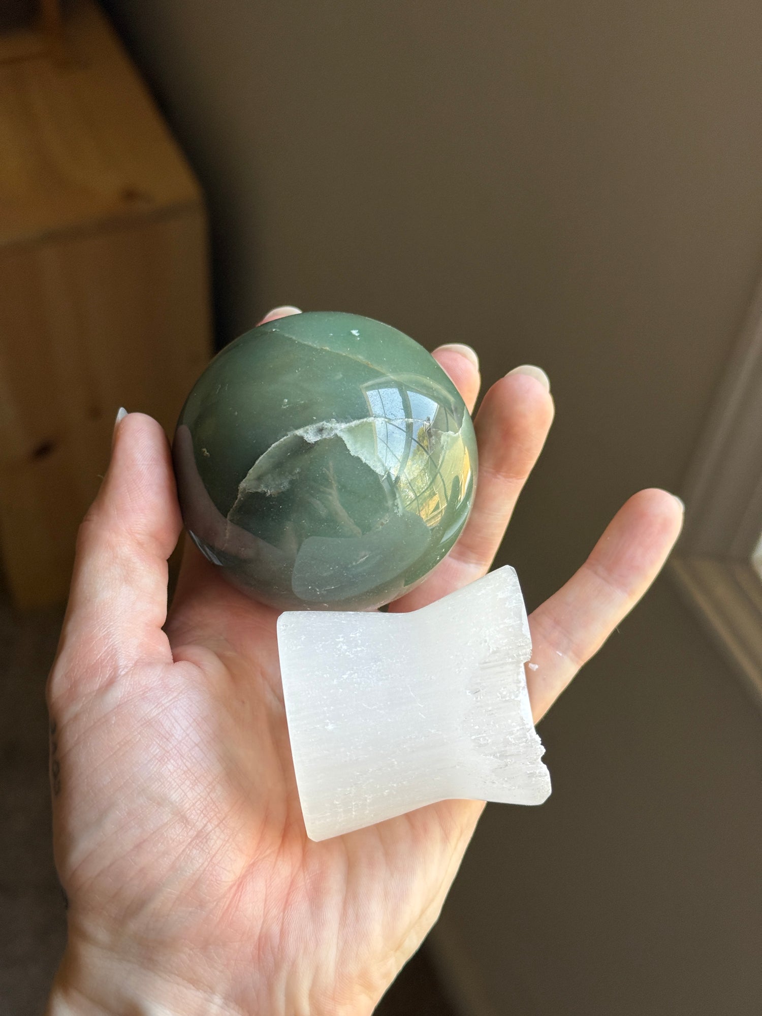 Aventurine Sphere w/ Selenite Stand