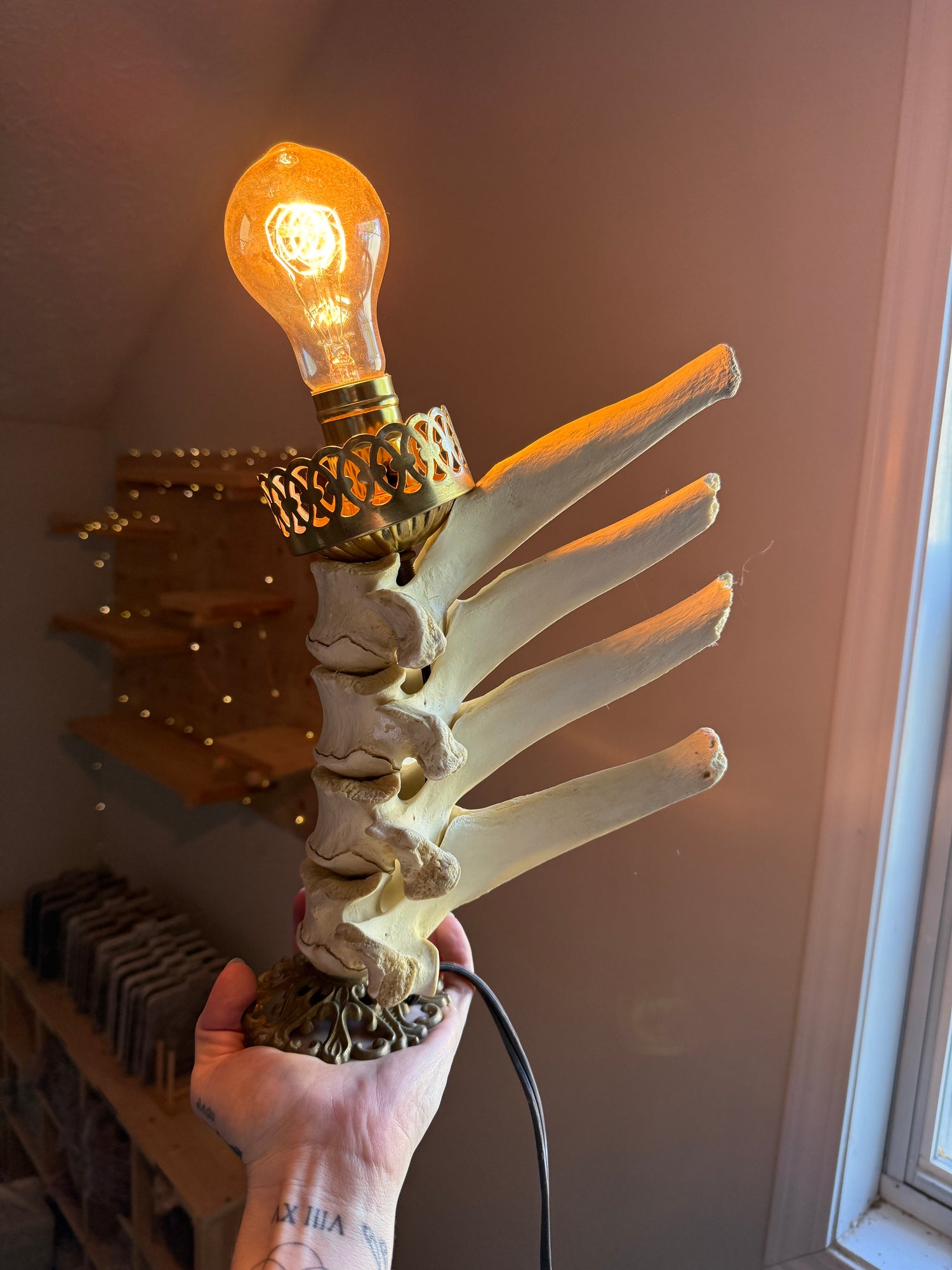 Oriana Elk Spine Lamp