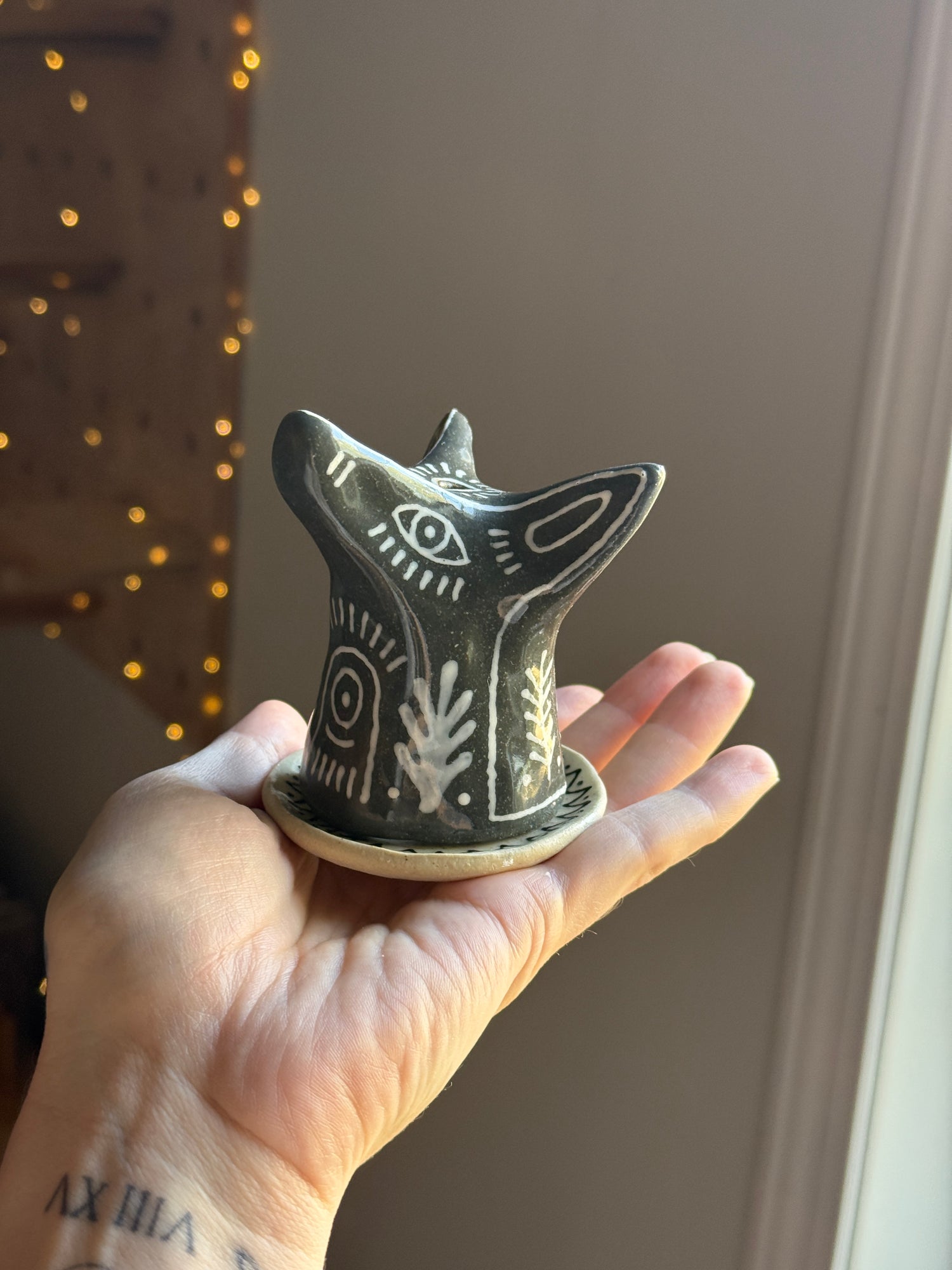 Perro Y Arena Incense Burner