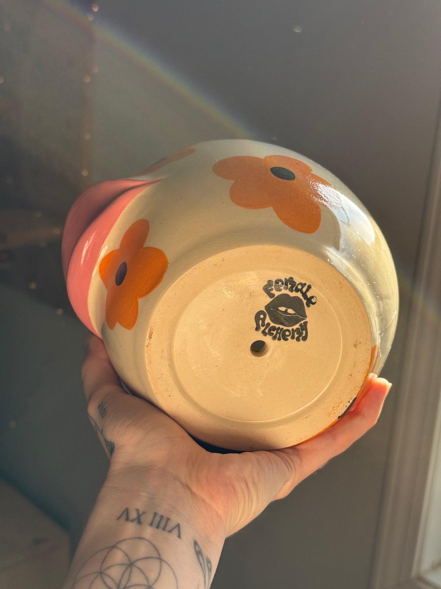 Female Alchemy Daisy Pot