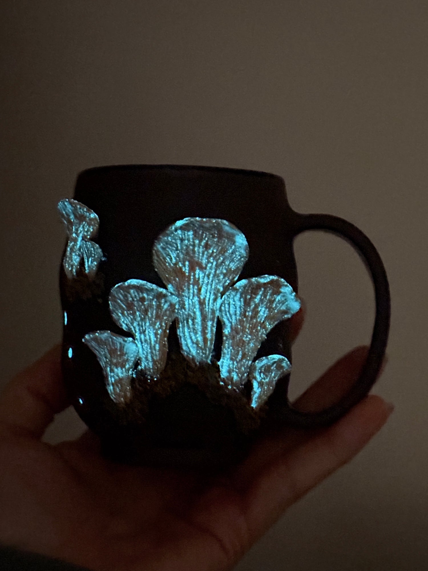 Bioluminescent Mug