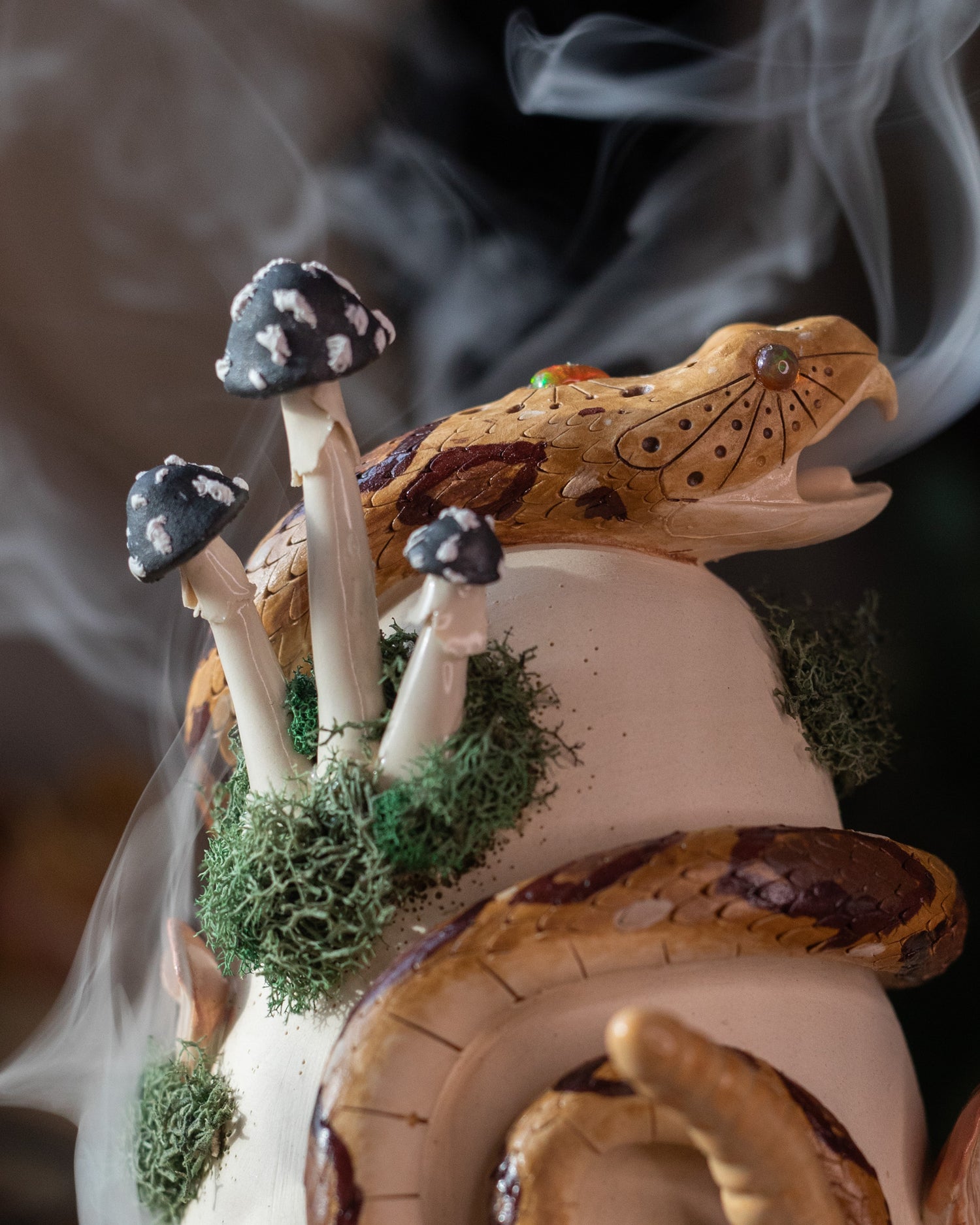 Resourceful Rattlesnake Smoker