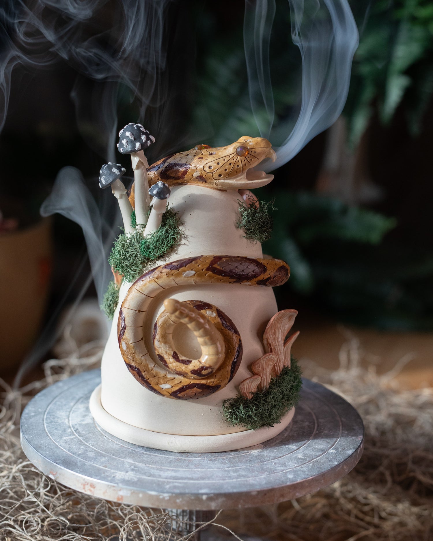 Resourceful Rattlesnake Smoker