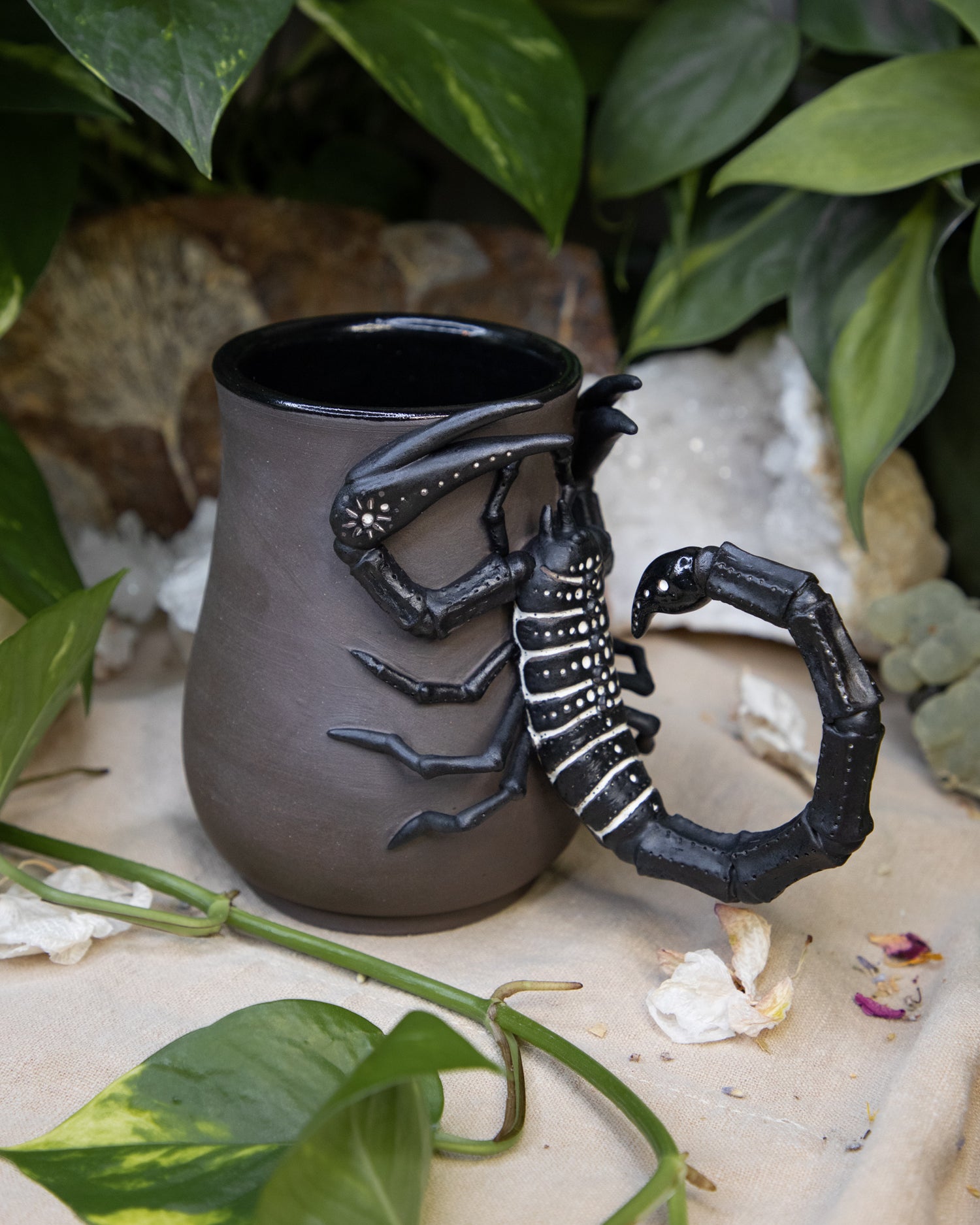 Scorpion of Power Mug