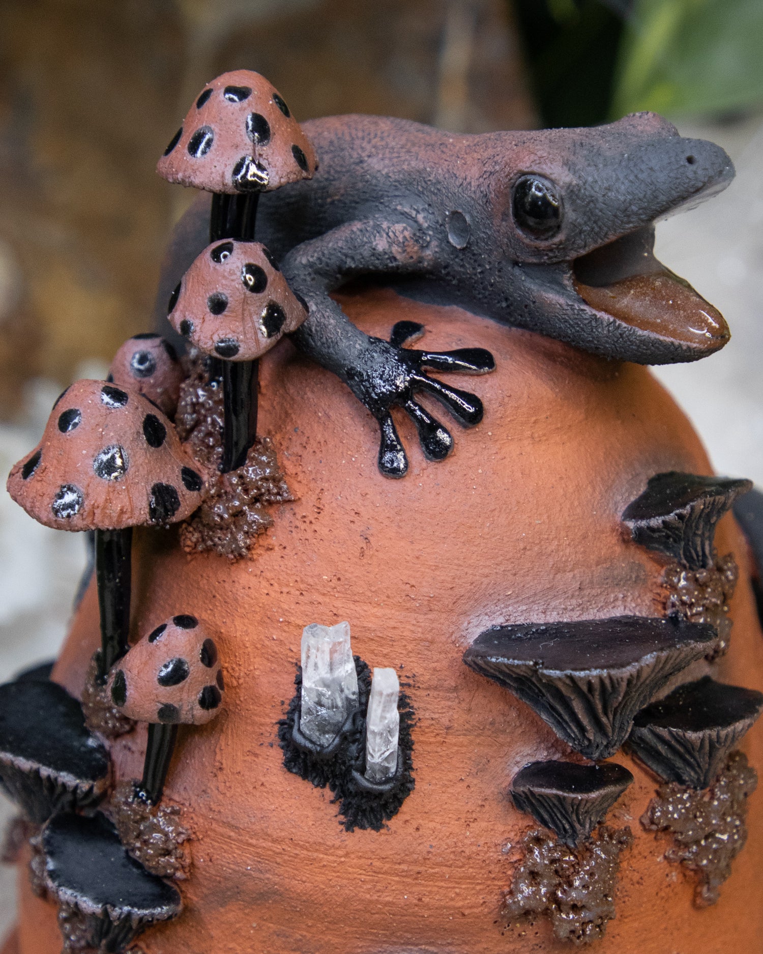 Grounded Gecko Smoker