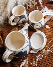 Load image into Gallery viewer, Gingko Tea Set
